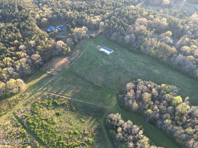 1057 Wesson Game Ln Lane, Wesson, MS 39191