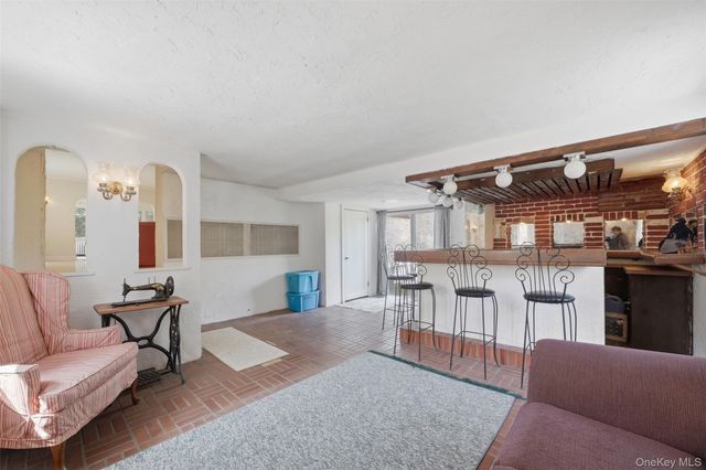 930 Grant Avenue, Pelham, NY 10803
