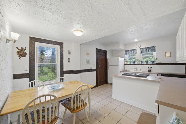 930 Grant Avenue, Pelham, NY 10803