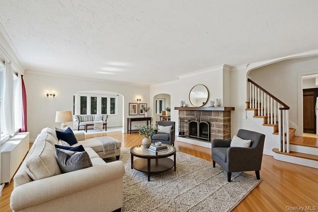 930 Grant Avenue, Pelham, NY 10803
