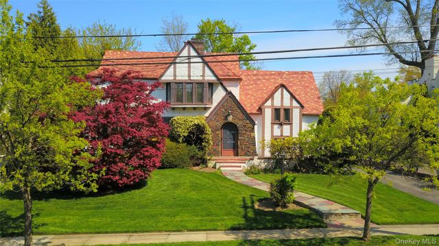 930 Grant Avenue, Pelham, NY 10803