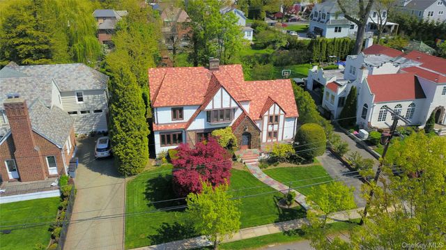 930 Grant Avenue, Pelham, NY 10803