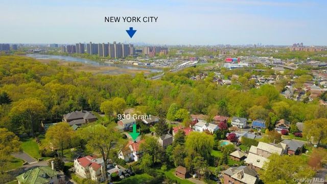 930 Grant Avenue, Pelham, NY 10803