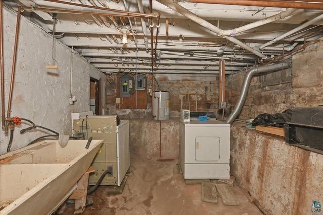 1605 Hughitt Ave, Superior, WI 54880