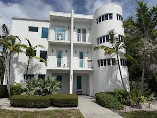 5820 N Flagler Drive, West Palm Beach, FL 33407