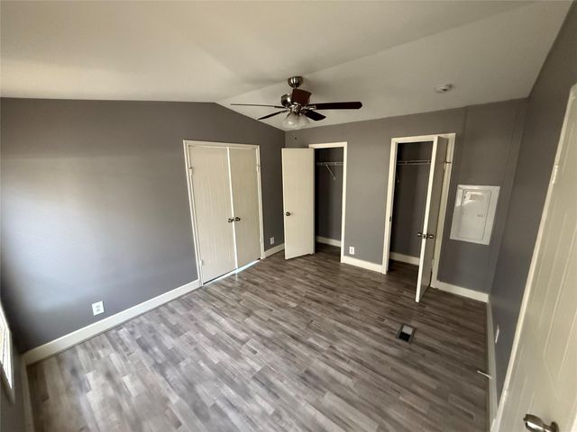 12728 33rd Street 1, Santa Fe, TX 77510