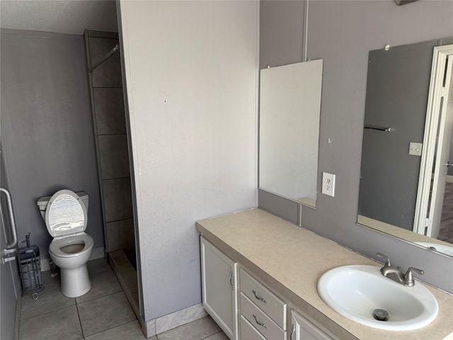 12728 33rd Street 1, Santa Fe, TX 77510