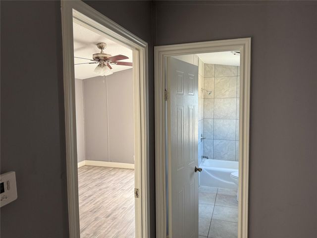 12728 33rd Street 1, Santa Fe, TX 77510