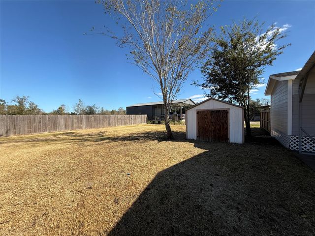 12728 33rd Street 1, Santa Fe, TX 77510