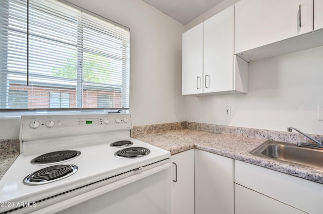 841 N 6TH Avenue 9, Phoenix, AZ 85003