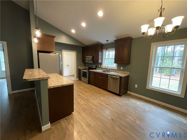 400 Elsassar Rd, King William, VA 23086