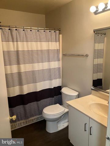 103 ASHTON CT, West Deptford, NJ 08051