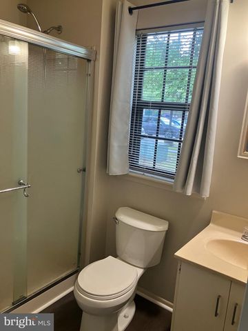 103 ASHTON CT, West Deptford, NJ 08051