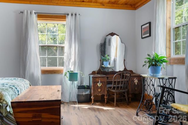 636 N Trade Street, Tryon, NC 28782