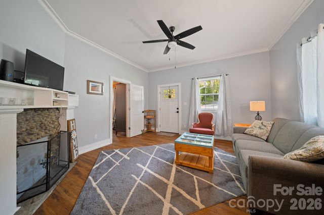 636 N Trade Street, Tryon, NC 28782