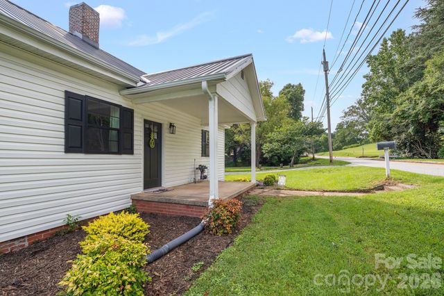 636 N Trade Street, Tryon, NC 28782