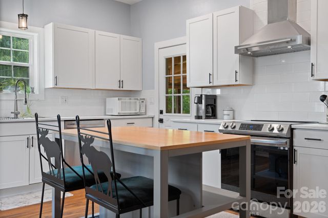 636 N Trade Street, Tryon, NC 28782