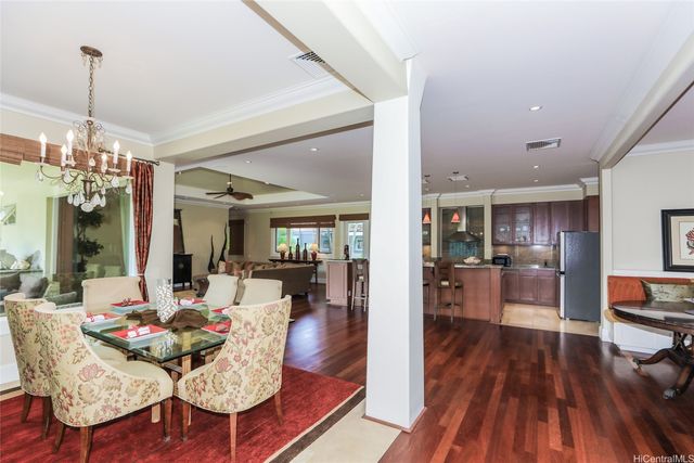 559 Ahina Street, Honolulu, HI 96816