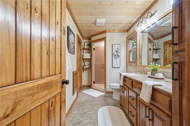 4687 Murphy Highway, Mineral Bluff, GA 30559