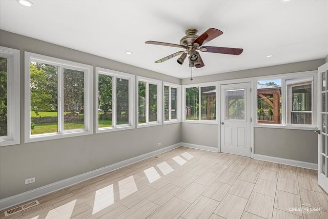 2476 Barkdoll Road, Naperville, IL 60565