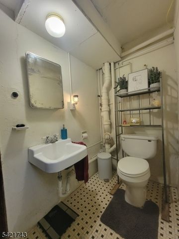 246 Spring Hill Rd, Montgomery Twp., NJ 08558