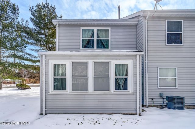2 Vincent Court, Little Egg Harbor, NJ 08087