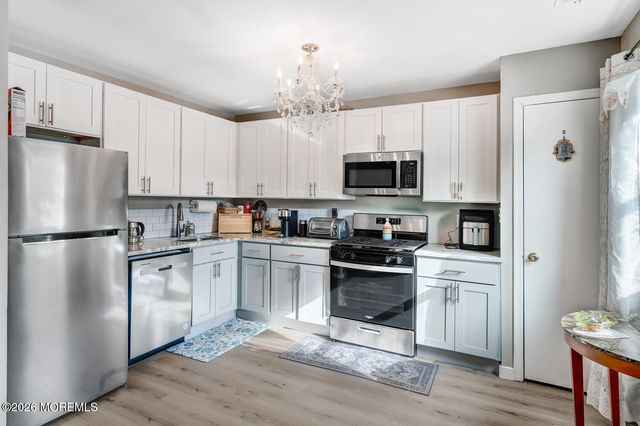 2 Vincent Court, Little Egg Harbor, NJ 08087