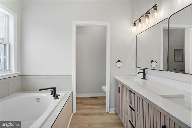 17 HOOK DR, Martinsburg, WV 25405