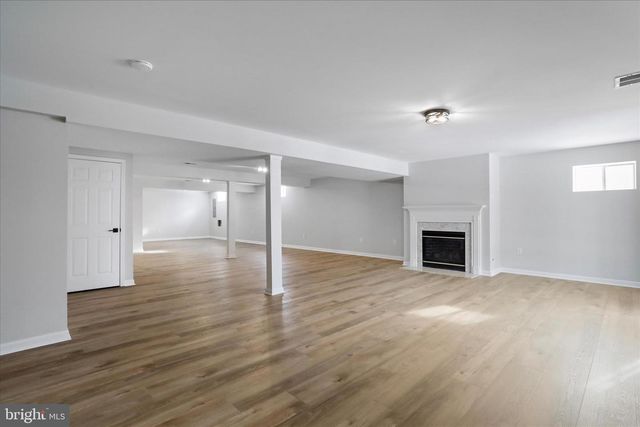 17 HOOK DR, Martinsburg, WV 25405