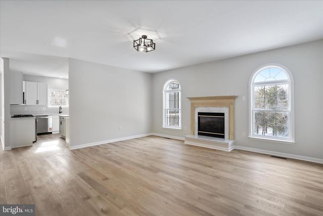 17 HOOK DR, Martinsburg, WV 25405