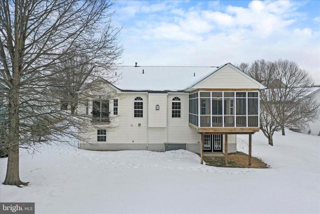 17 HOOK DR, Martinsburg, WV 25405