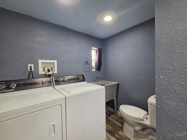 971 S Saki Dr, Pueblo West, CO 81007