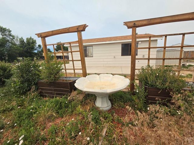 971 S Saki Dr, Pueblo West, CO 81007
