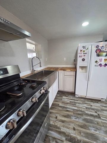 971 S Saki Dr, Pueblo West, CO 81007