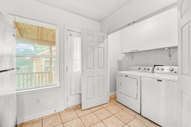 6906 CARVER Ave A, Austin, TX 78752