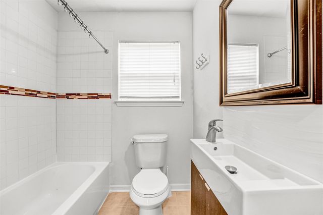 6906 CARVER Ave A, Austin, TX 78752