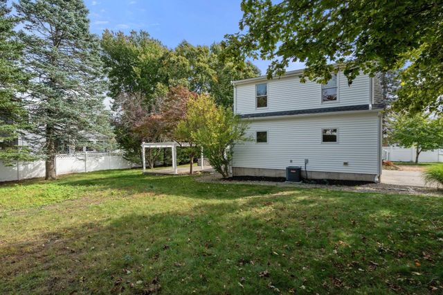 358 Central Ave, Dedham, MA 02026