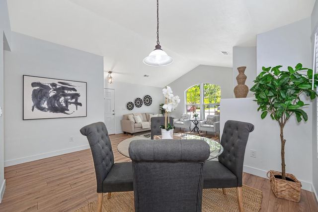 1141 Sandy Creek Dr, Folsom, CA 95630