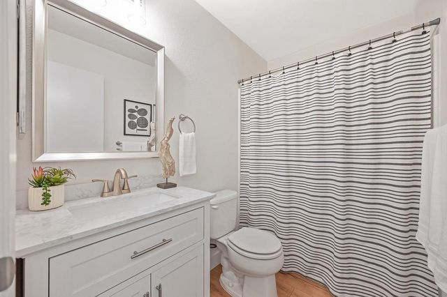 1141 Sandy Creek Dr, Folsom, CA 95630