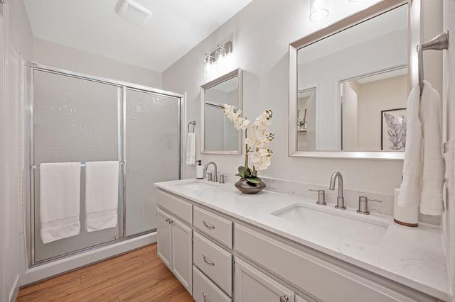 1141 Sandy Creek Dr, Folsom, CA 95630