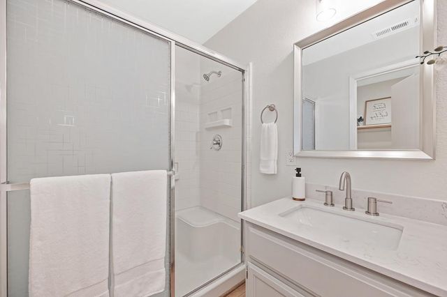 1141 Sandy Creek Dr, Folsom, CA 95630