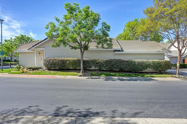 1141 Sandy Creek Dr, Folsom, CA 95630