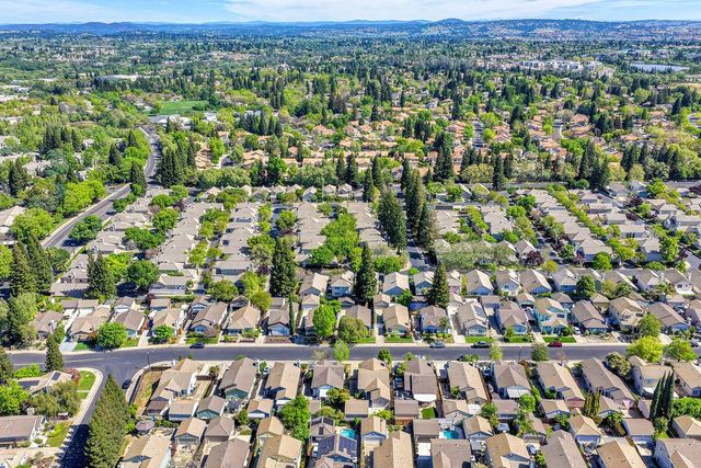 1141 Sandy Creek Dr, Folsom, CA 95630