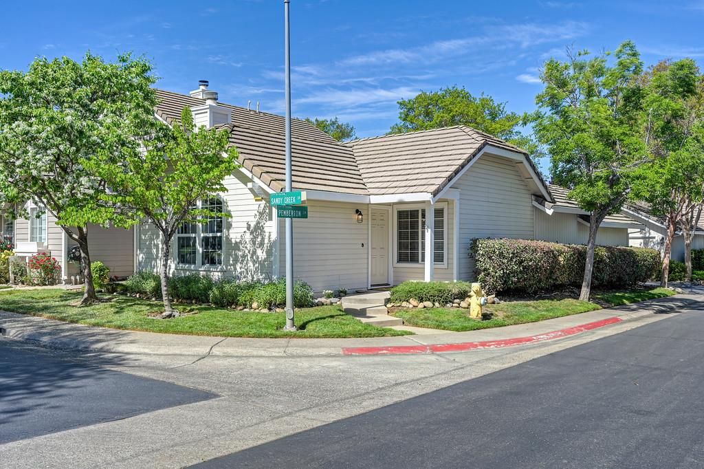 1141 Sandy Creek Dr, Folsom, CA 95630