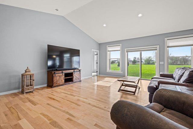 1765 HONOR STREET, Neenah, WI 54956