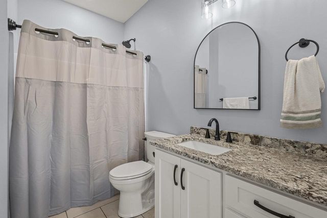 1765 HONOR STREET, Neenah, WI 54956