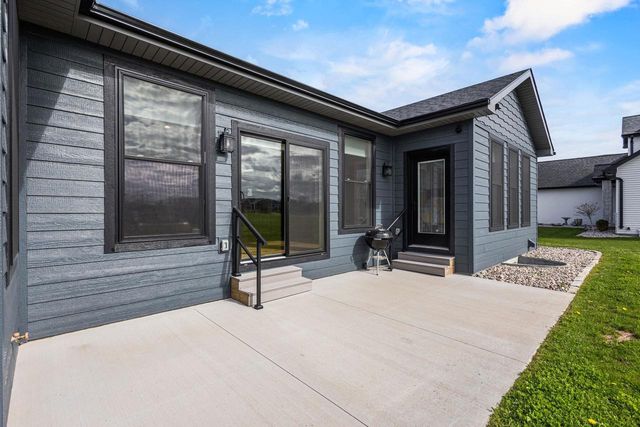 1765 HONOR STREET, Neenah, WI 54956