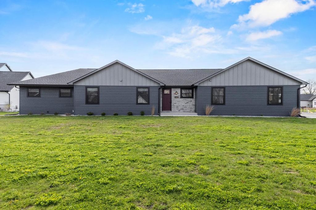 1765 HONOR STREET, Neenah, WI 54956