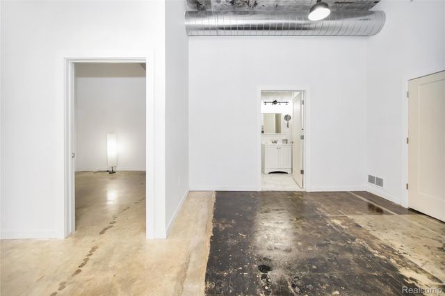 470 BRAINARD Street 2, Detroit, MI 48201