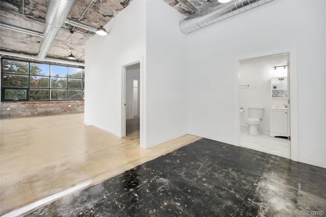 470 BRAINARD Street 2, Detroit, MI 48201